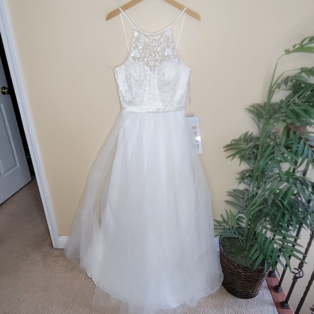 NWT Morilee Dyeable White Beaded Dress with Full Tulle Skirt Style 136 Size 10